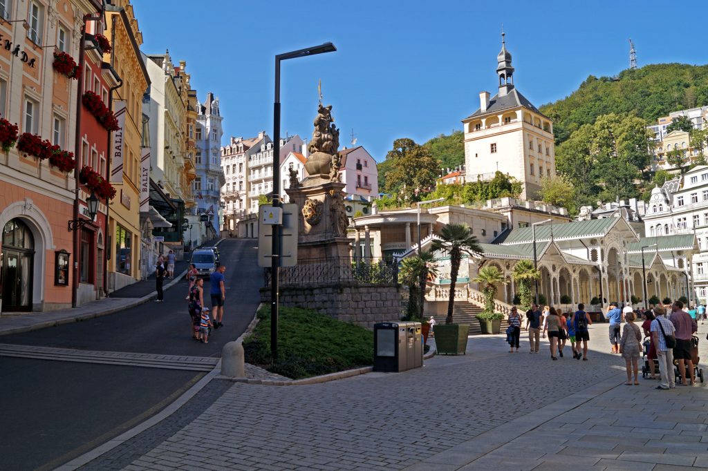 Karlowe Wary – czeska stolica kina. Filmowe miejsca i turystyczne perełki miasta